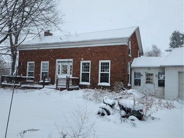 1520 Walker Lake Ontario Rd, Hilton, NY 14468