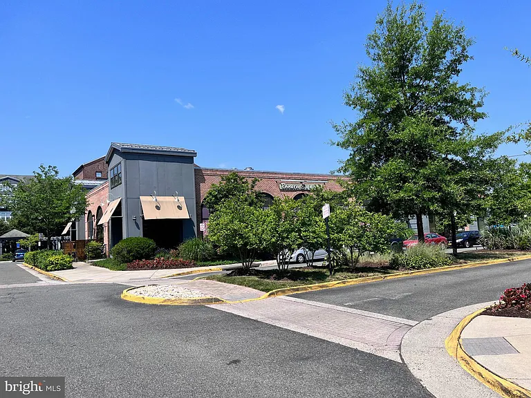 5605 Harrington Falls Ln #F — Photo 47