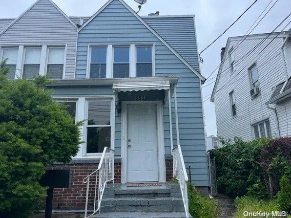 25-33 Humphrey Street, East Elmhurst, NY 11369