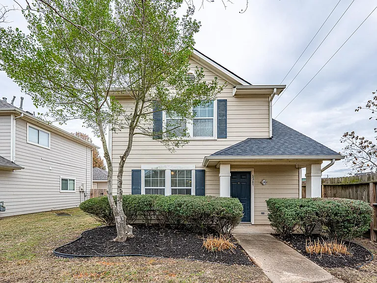 6247 Elton Knolls St — Photo 1