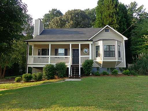 3rd image of 2440 Wood Meadows Dr