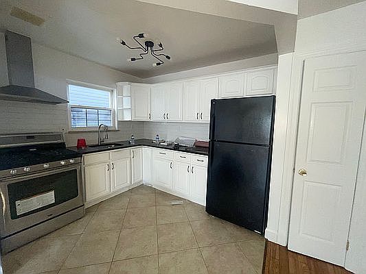 4th image of 109-05 95th Ave #1