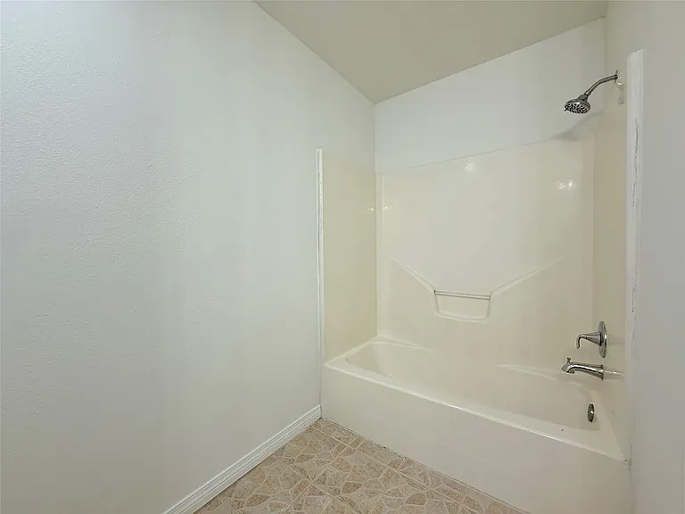 5122 Breckenridge Dr — Photo 12