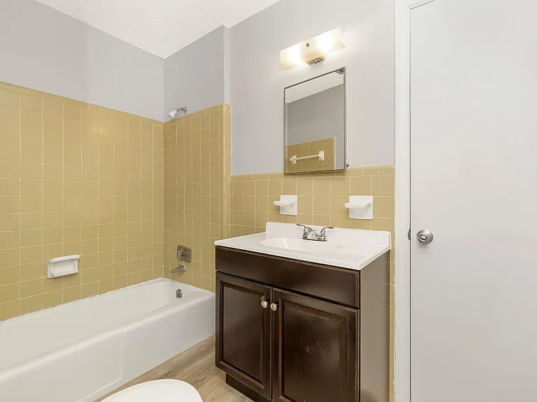 SH101-College Road Apartments (RCA) — Photo 17