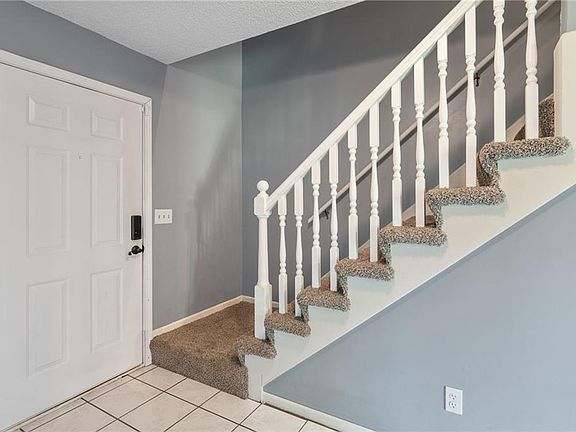 5th image of 11713 Corrington Ave