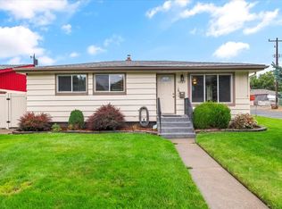 1527 E Rockwell Ave, Spokane, WA 99207