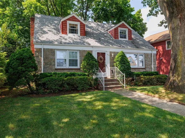 854 Monroe Street, West Hempstead, NY 11552