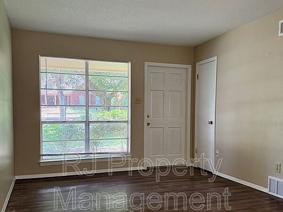 4th image of 5969 Polk St