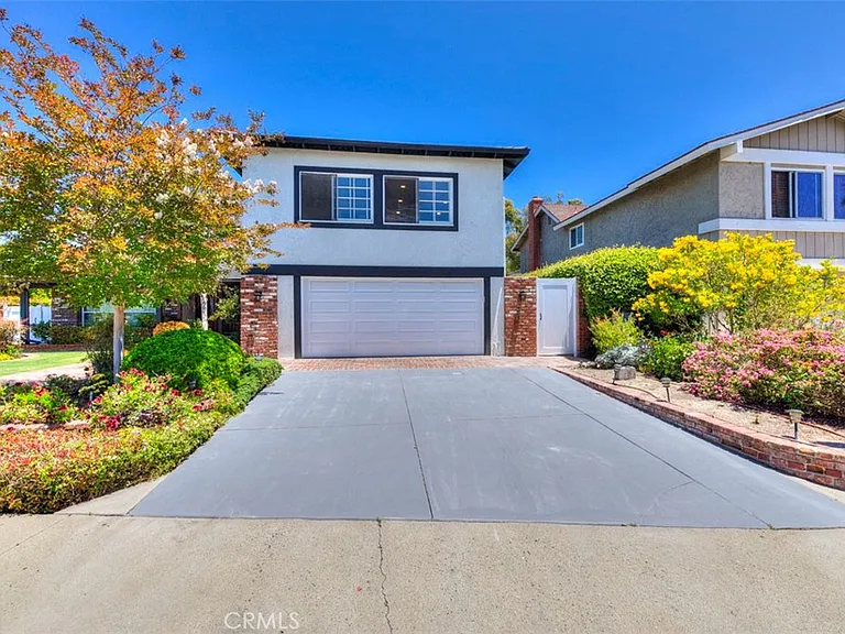 27213 Arena Ln — Photo 1