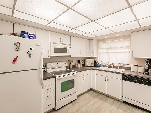 4th image of 5155 E Sabal Palm Boulevard #205
