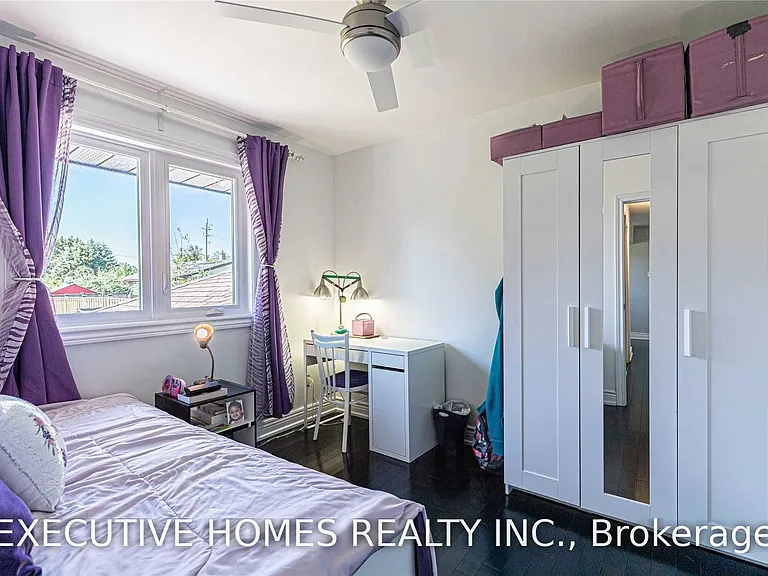 384 Ashbury Rd — Photo 23