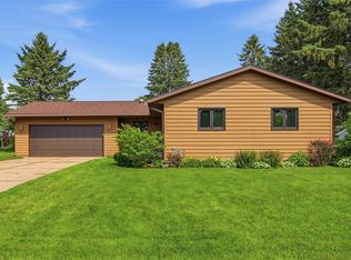 4725 Rudolph Rd, Eau Claire, WI 54701