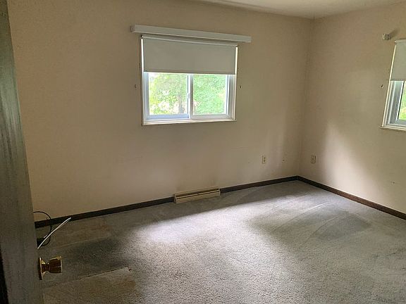 5th image of 4460 Moses Dr
