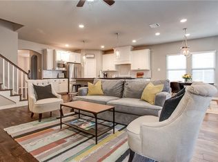 2716 Townsend Dr, Fort Worth, TX 76110