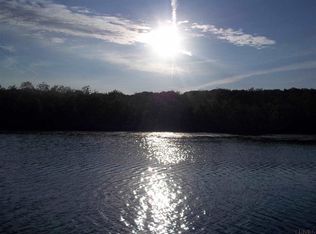 15 Locust Rd, Malta, NY 12020