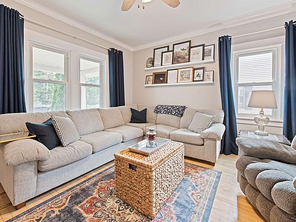 2nd image of 2817 Hall Ave