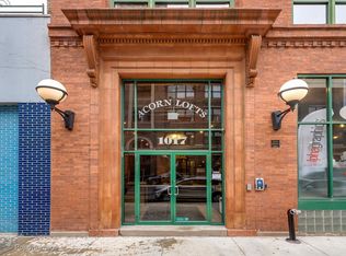 1017 W Washington Blvd, Chicago, IL 60607