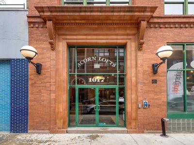 1017 W Washington Blvd, Chicago, IL, 60607