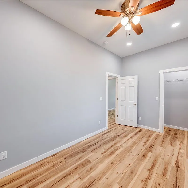 804 North Locke Street Unit B — Photo 4