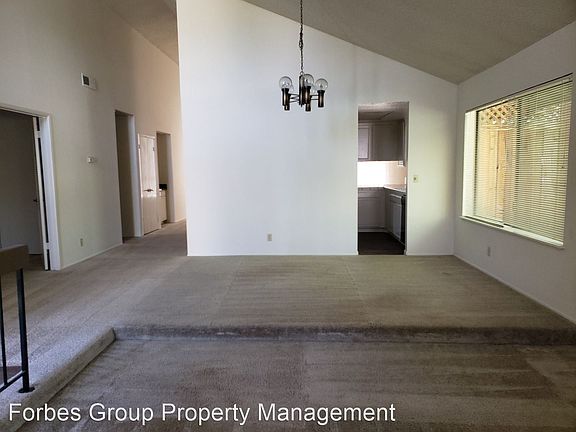 2nd image of 4142 Ashbrook Cir