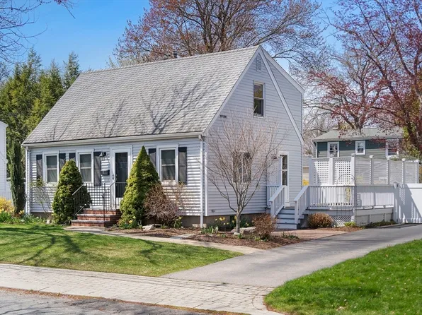 31 5th St, Norwood, MA 02062