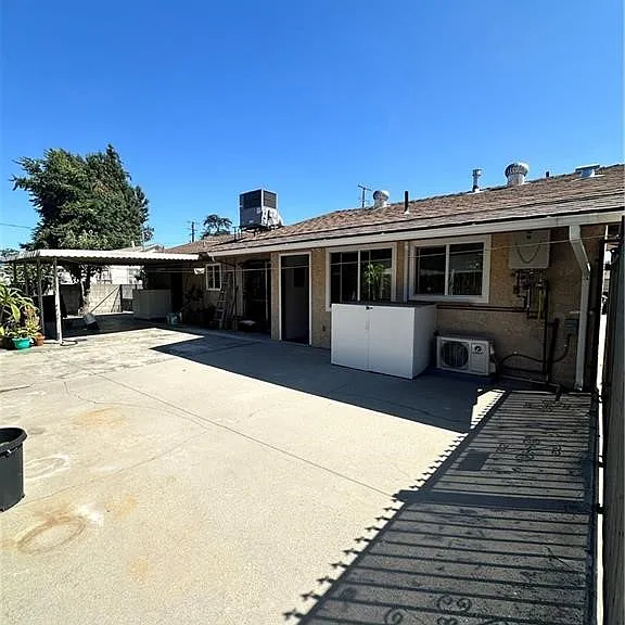 11713 Killian St #B — Photo 4