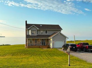 33 Turnbull St, Dominion, NS B1G1W5