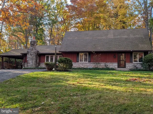 14 Meng Rd, Schwenksville, PA 19473