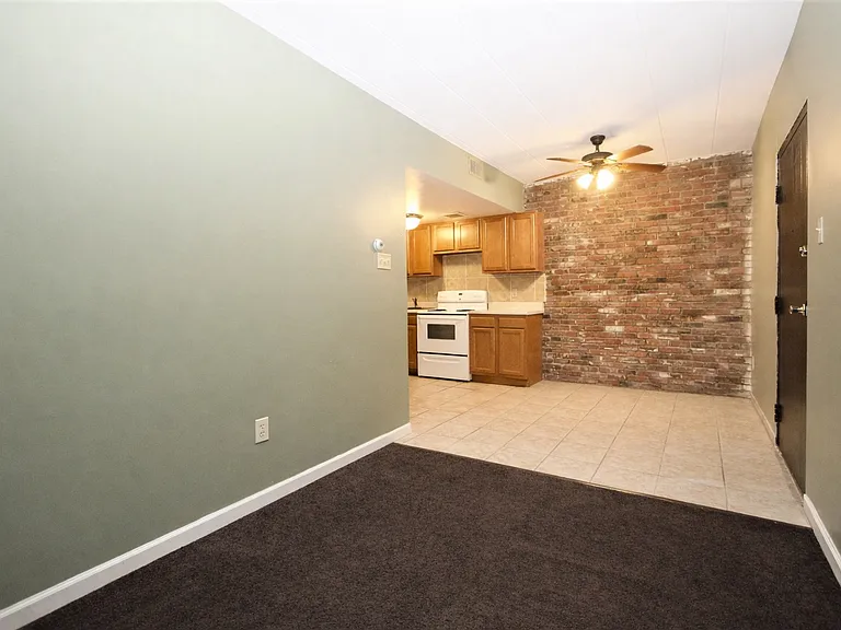 1-Bed/1-Bath (Unit 3)