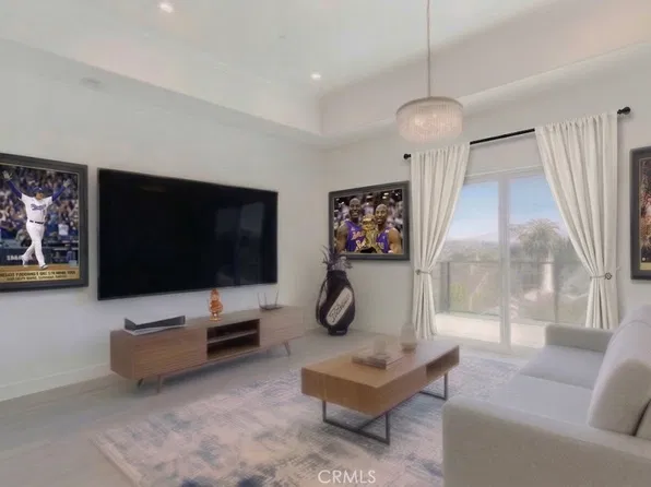 1598 Long Beach Blvd #401, Long Beach, CA 90813
