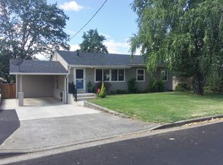 1412 Ridge Way, Medford, OR 97504