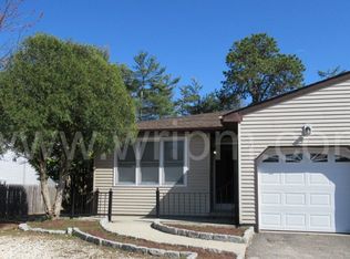 12A Opal Ct, Barnegat, NJ 08005
