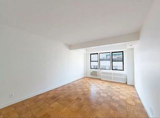 141 E 63rd St #8C, New York, NY 10065