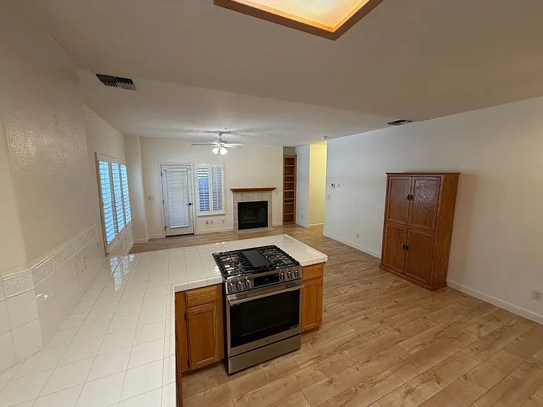 50 Corrietta Ct — Photo 6