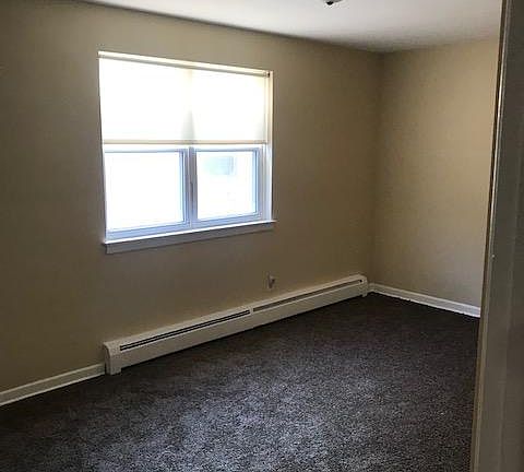 5th image of 1830 S 13th Ave #1S