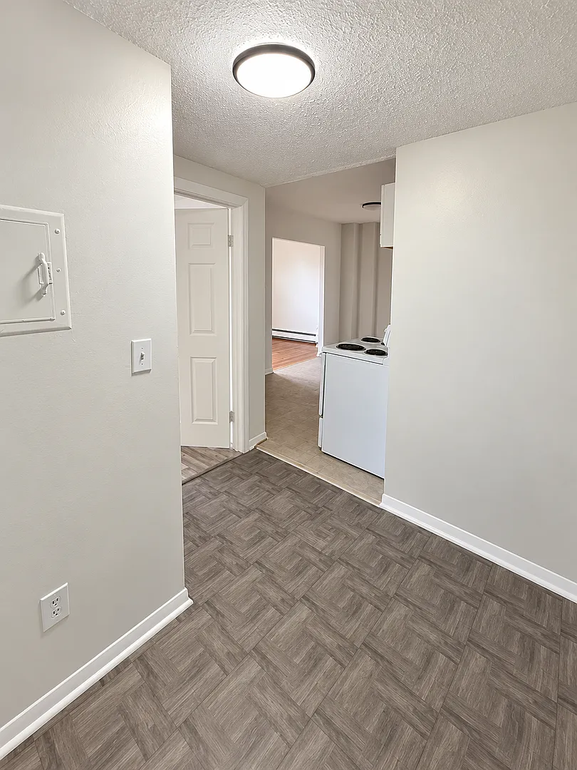 2 Bedroom Apartment in Bristol, CT | Heat & Hot Water Included — Photo 2