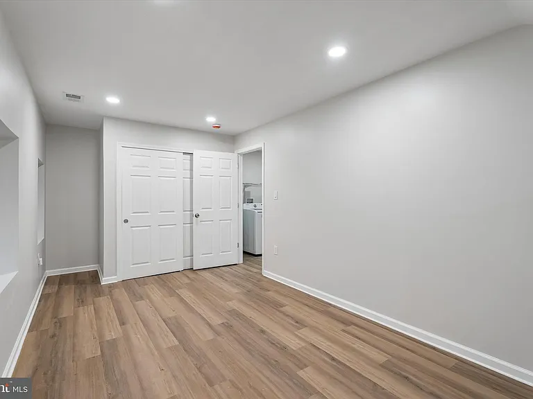 4359 Fleming St — Photo 35