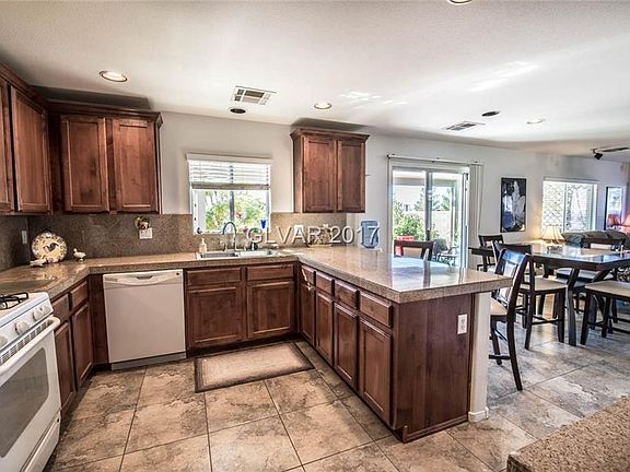 3rd image of 3729 Raven Peak Ave