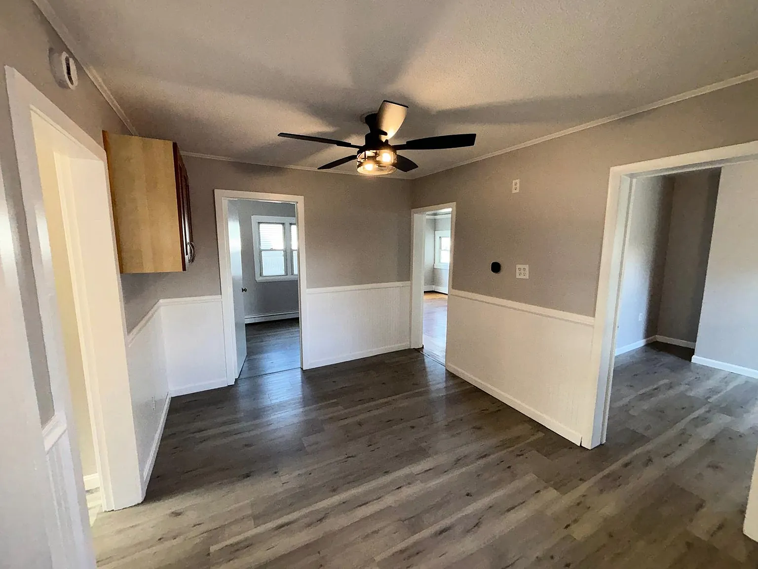 3 bed, 888 sqft, $2,250 — Photo 4