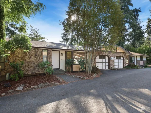 5616 5618 80th Street E, Puyallup, WA 98371