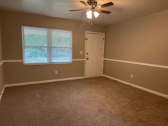 2nd image of 2119 Chadwick Rd