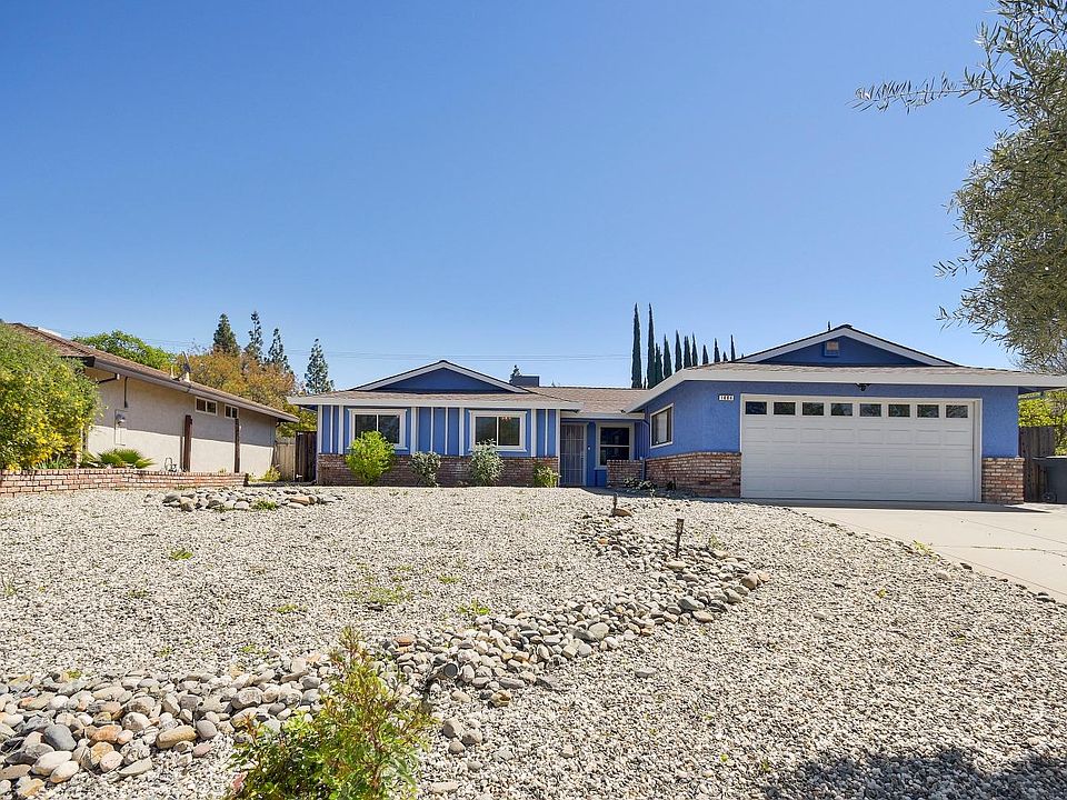 1st image of 1004 Oriole Court