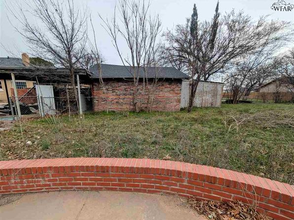 2911 Paradise St, Vernon, TX 76384