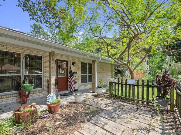 1169 S Burgess Dr, Baton Rouge, LA 70815