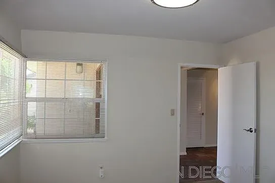 5854 Mott St — Photo 17