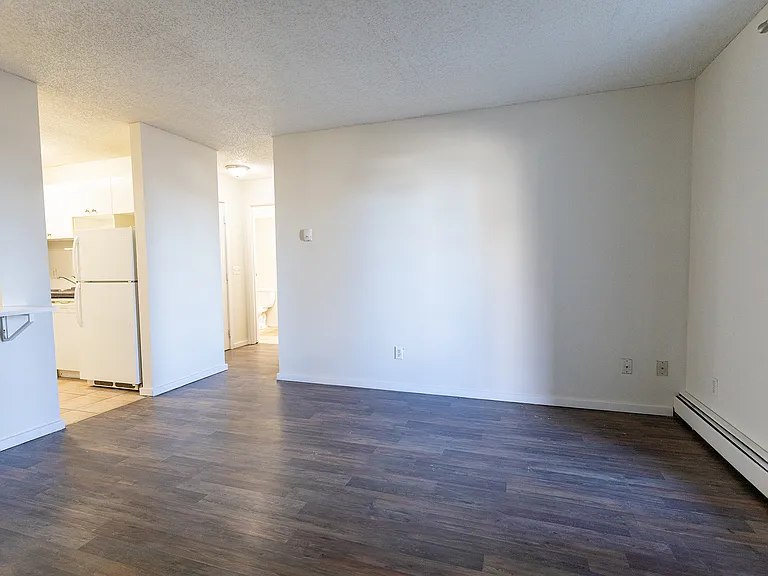 216 Doverglen Cres SE — Photo 17