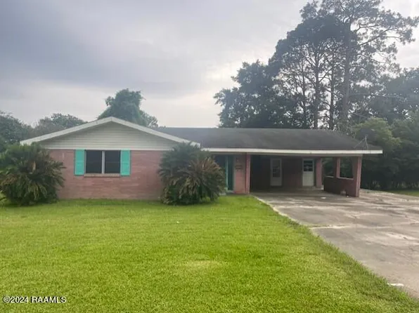 613 Janice St, Jeanerette, LA 70544