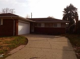 4794 Gerald St, Warren, MI 48092