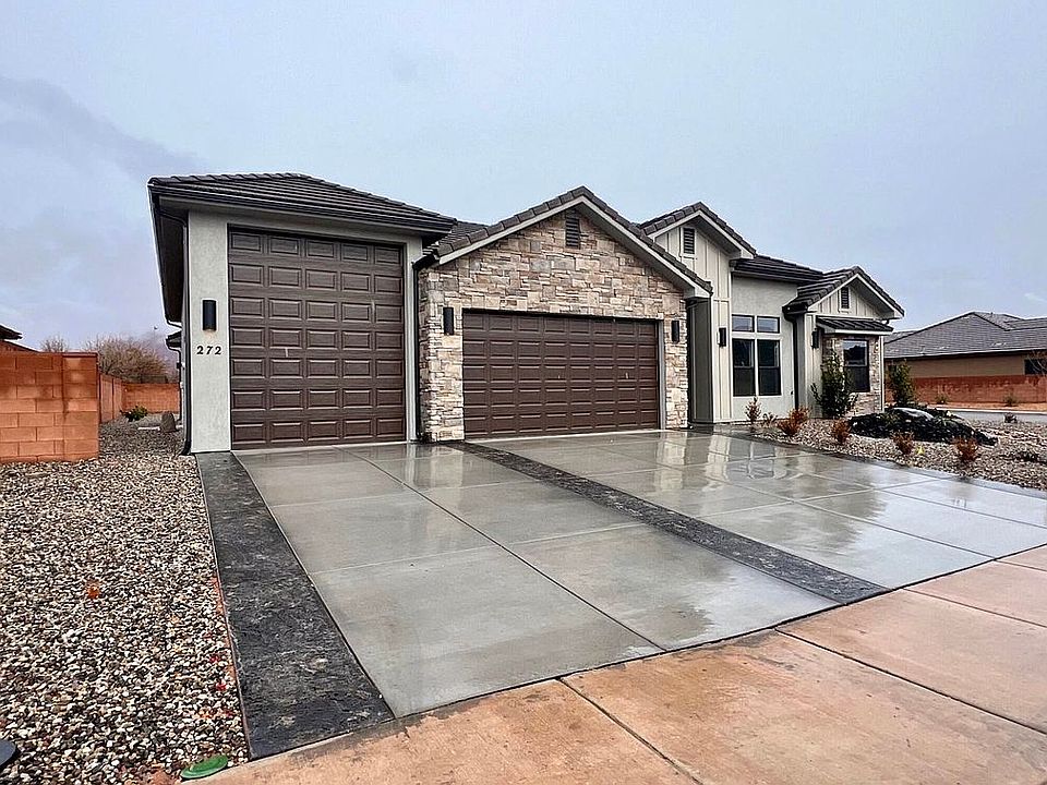 2nd image of 272 W Peaceful Ln