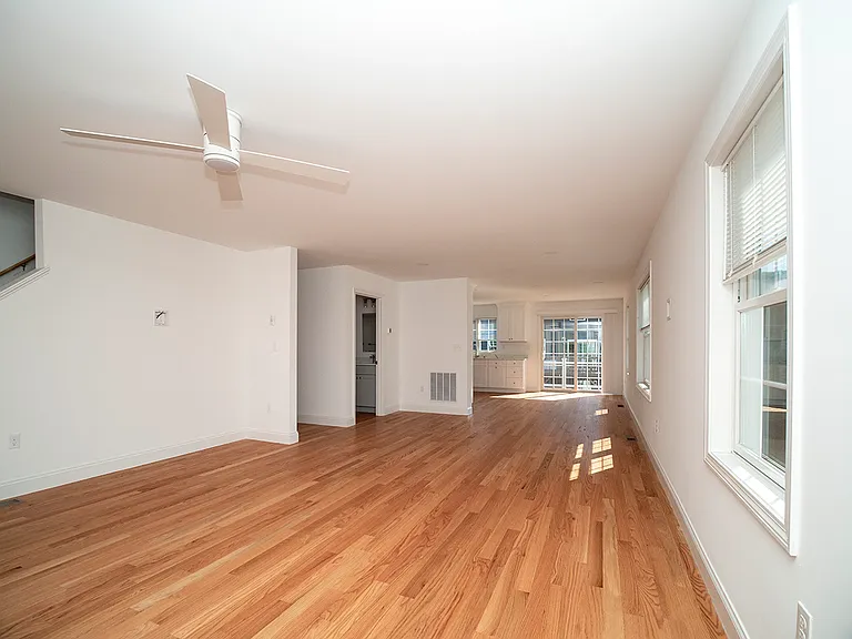 44 Mettler St #A — Photo 16